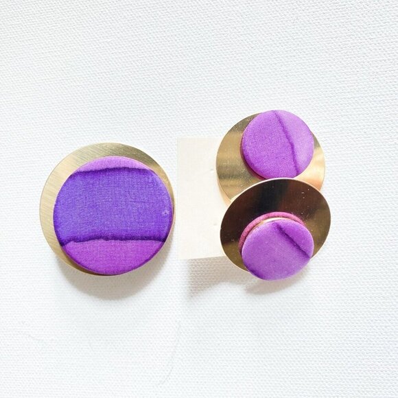 Unbranded Jewelry - Vintage 80s Purple Round Clip on Earrings and Brooch Set